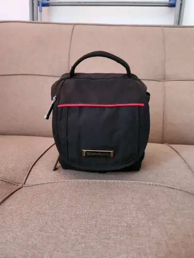 Cámara Canon con accesorios y estuche - miniatura 4