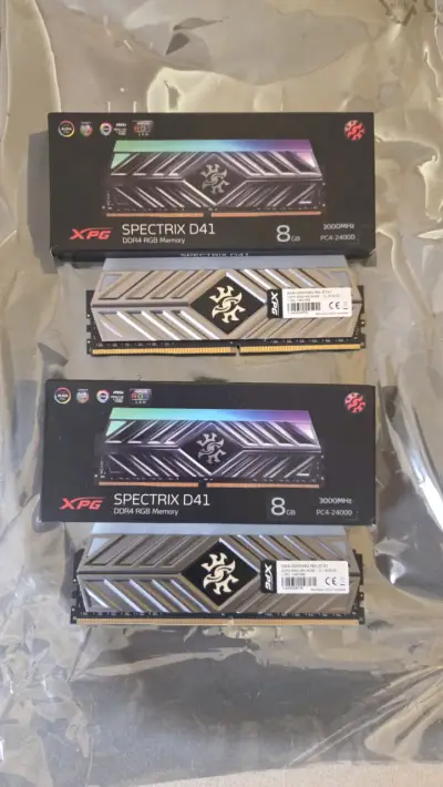 Kit de Placa Madre ASUS ROG Strix B450-F Gaming y Memoria RAM XPG Spectrix D41 - miniatura 2