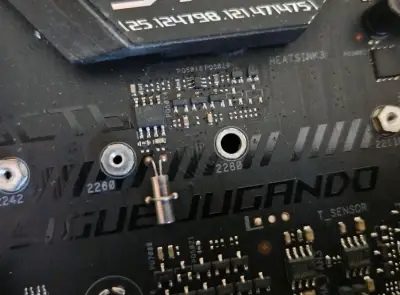 Kit de Placa Madre ASUS ROG Strix B450-F Gaming y Memoria RAM XPG Spectrix D41 - miniatura 3