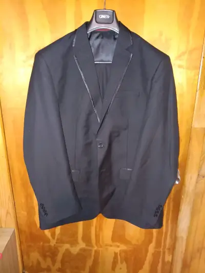 Blazer negro elegante para hombre - miniatura 1