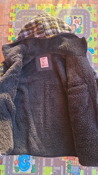 Chaqueta de lana con capucha Buffalo para mujer - miniatura 3