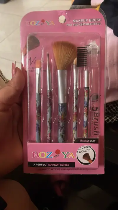 Set de brochas de maquillaje Bozya 5 piezas - miniatura 1