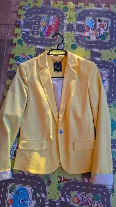 Blazer amarillo para mujer talla 36 - miniatura 1