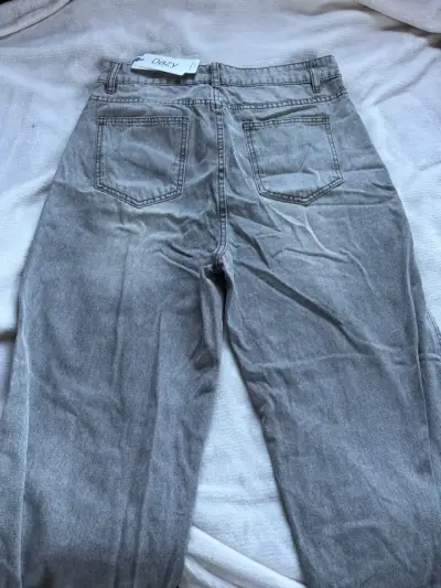 Jeans grises de mujer Dazy talla XL con etiqueta - miniatura 3