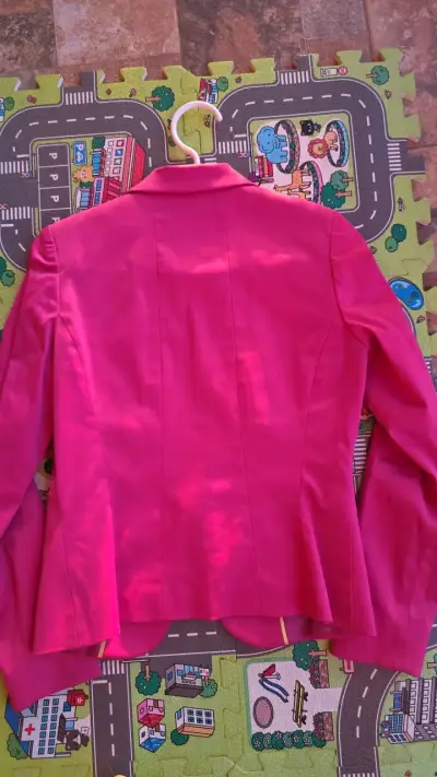 Blazer fucsia para mujer talla 36 - miniatura 4