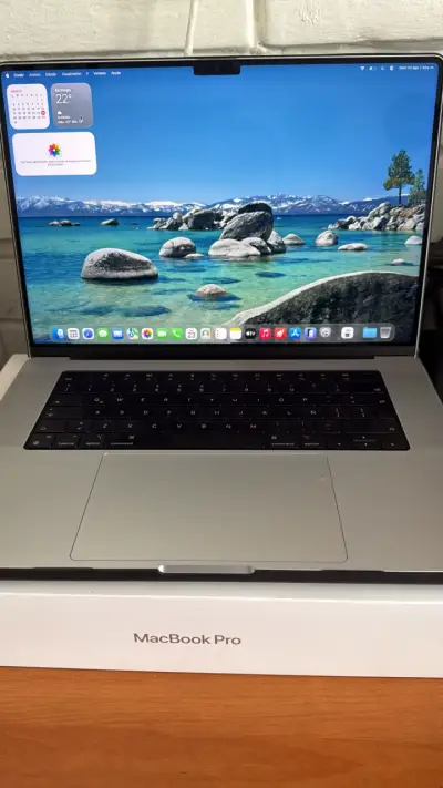 MacBook Pro M1 - miniatura 1