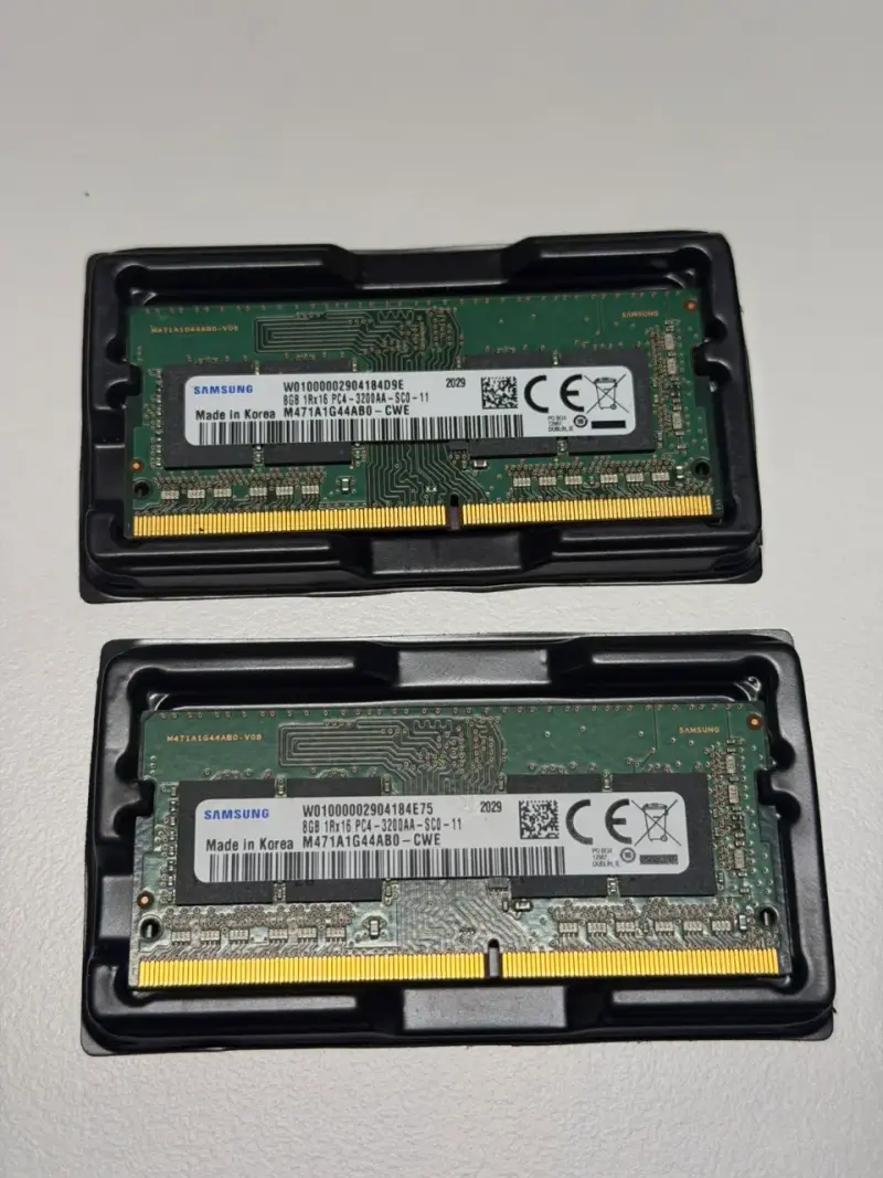 Memoria RAM Samsung 8GB DDR4 3200MHz - 1