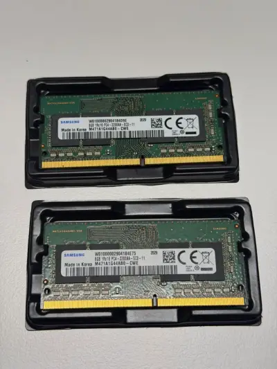Memoria RAM Samsung 8GB DDR4 3200MHz - miniatura 1