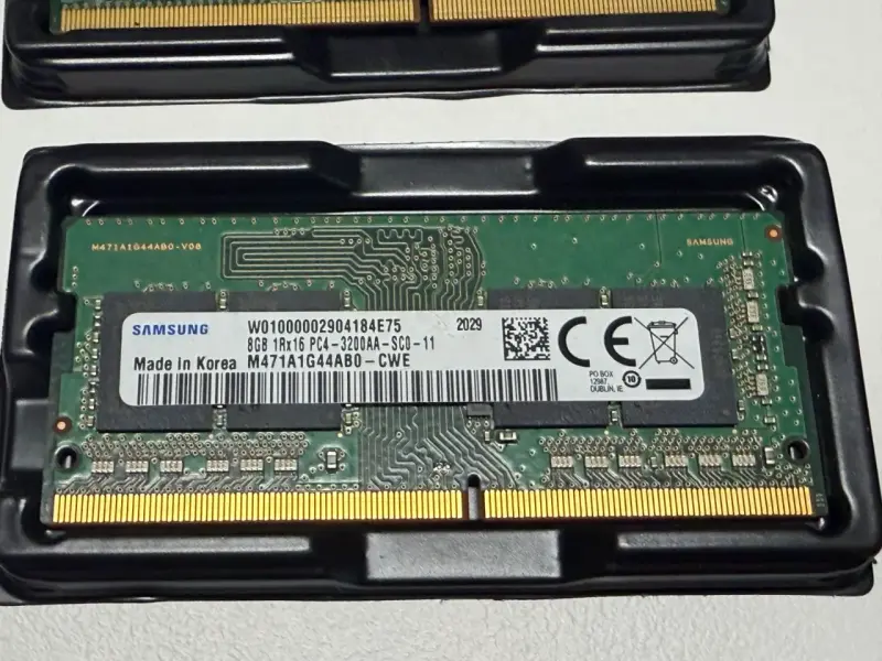 Memoria RAM Samsung 8GB DDR4 3200MHz - 2