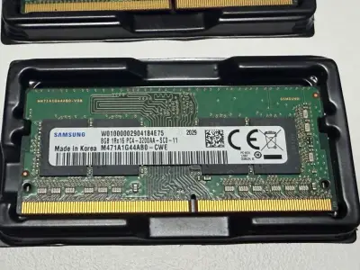 Memoria RAM Samsung 8GB DDR4 3200MHz - miniatura 2