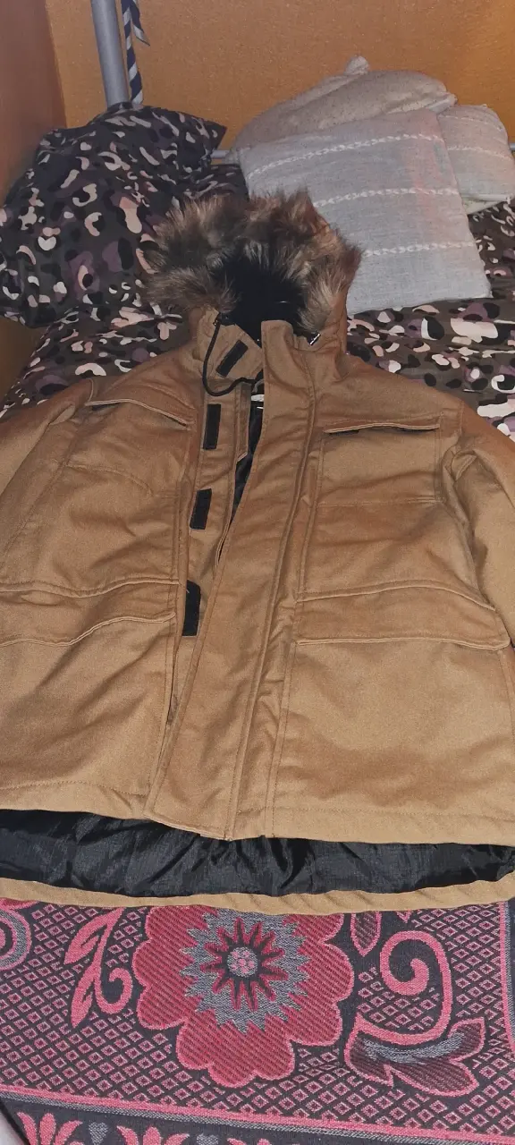 Chaqueta L.O.G.G. marrón con capucha de piel - 4