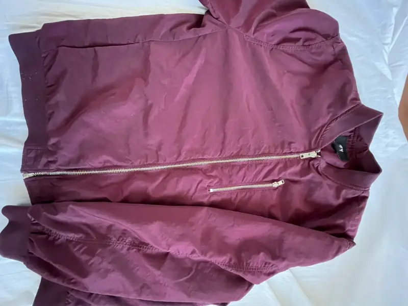 Chaqueta bomber burdeos H&M para hombre - 2