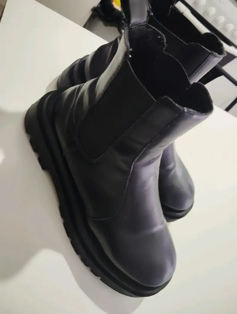 Botas negras de mujer - 2