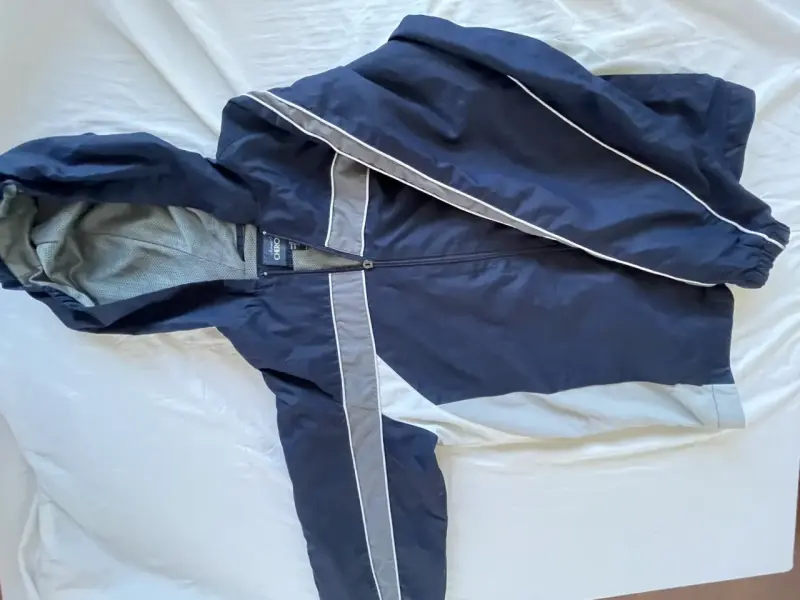Chaqueta deportiva azul con capucha Cherokee - 2