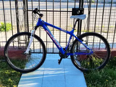 Bicicleta montaña Fuji Nevada azul - miniatura 1