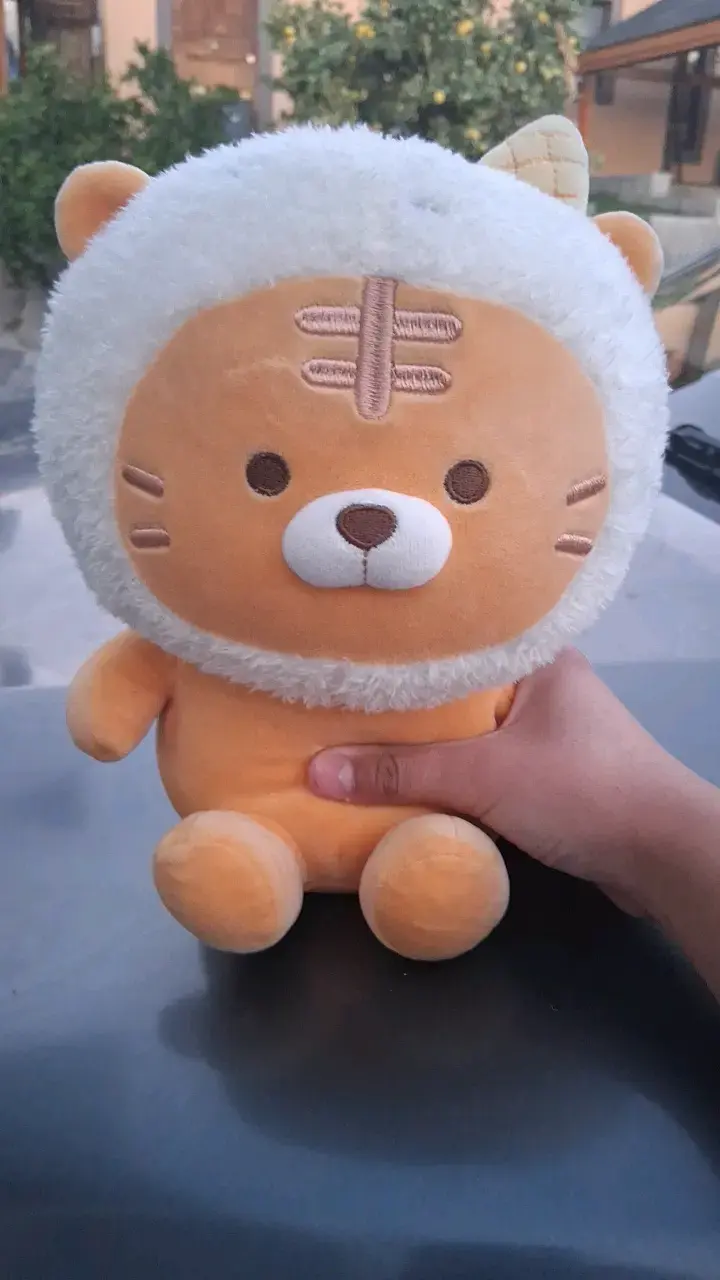 Peluche de león con disfraz de helado - 1