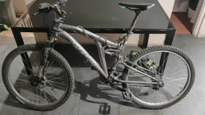 Bicicleta de Montaña Oxford Negra con Suspensión - miniatura 1