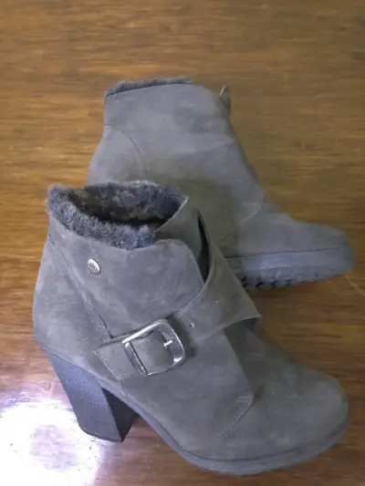 Botines de tacón gris con forro de peluche - miniatura 3