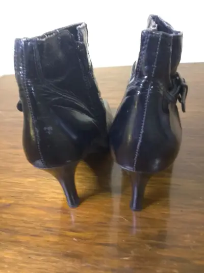 Botines de cuero negro con tacón para mujer - miniatura 5