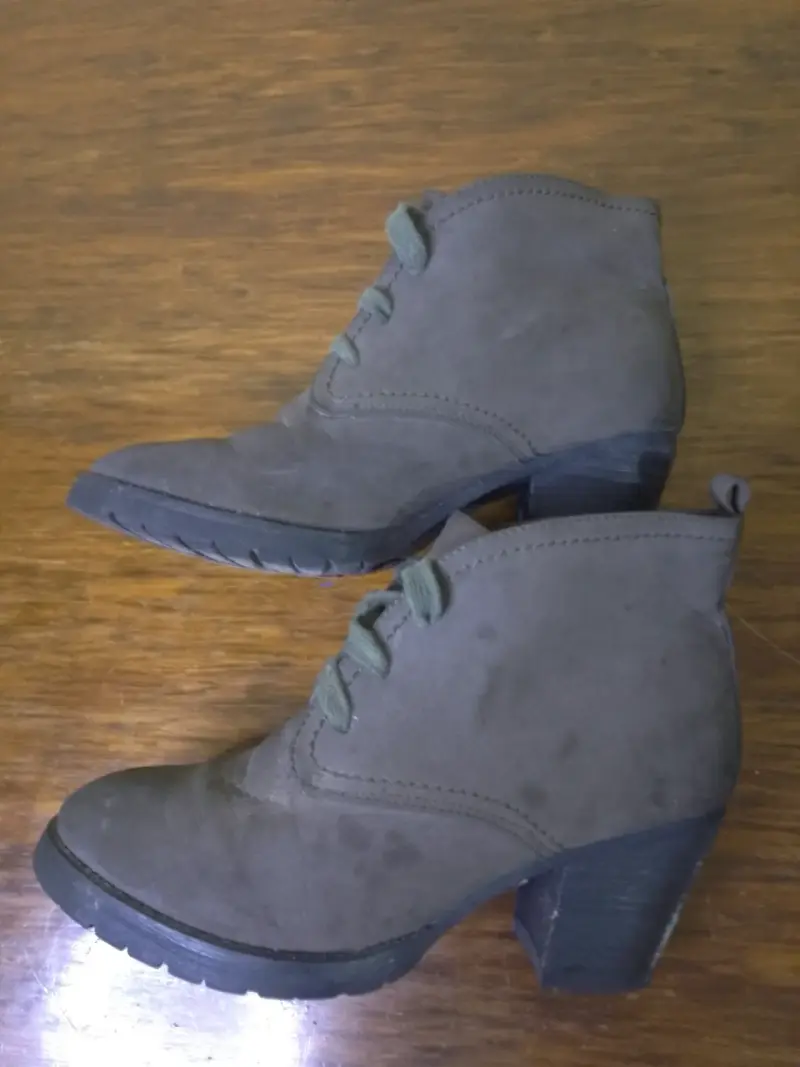Botines de mujer color gris con tacón - 3