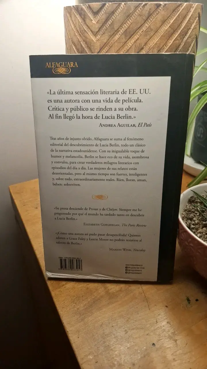 Libro 'Manual para mujeres de la limpieza' de Lucia Berlin - 2