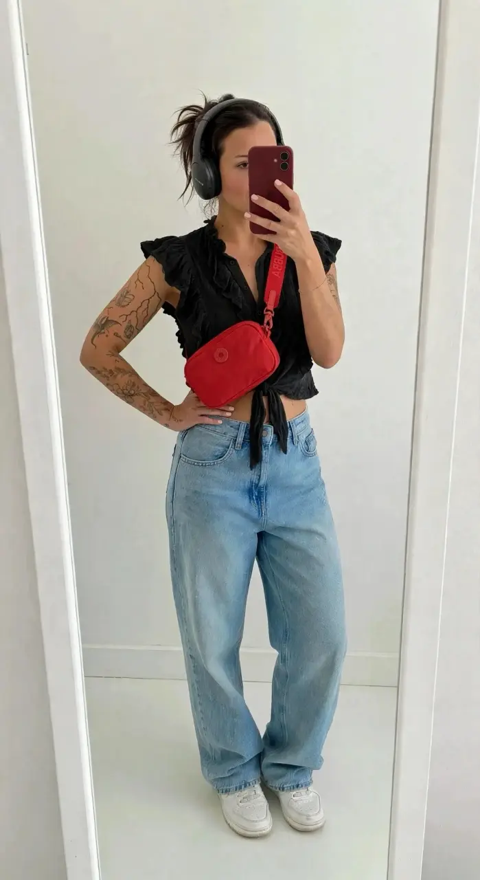 Riñonera roja casual con correa ajustable - 1