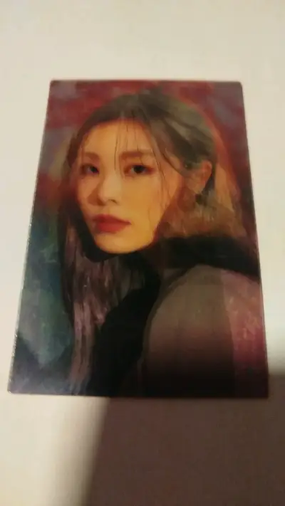 Foto card Wheein - miniatura 1