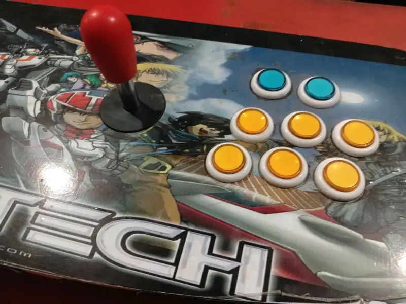 Control arcade Robotech con botones y palancas - 4
