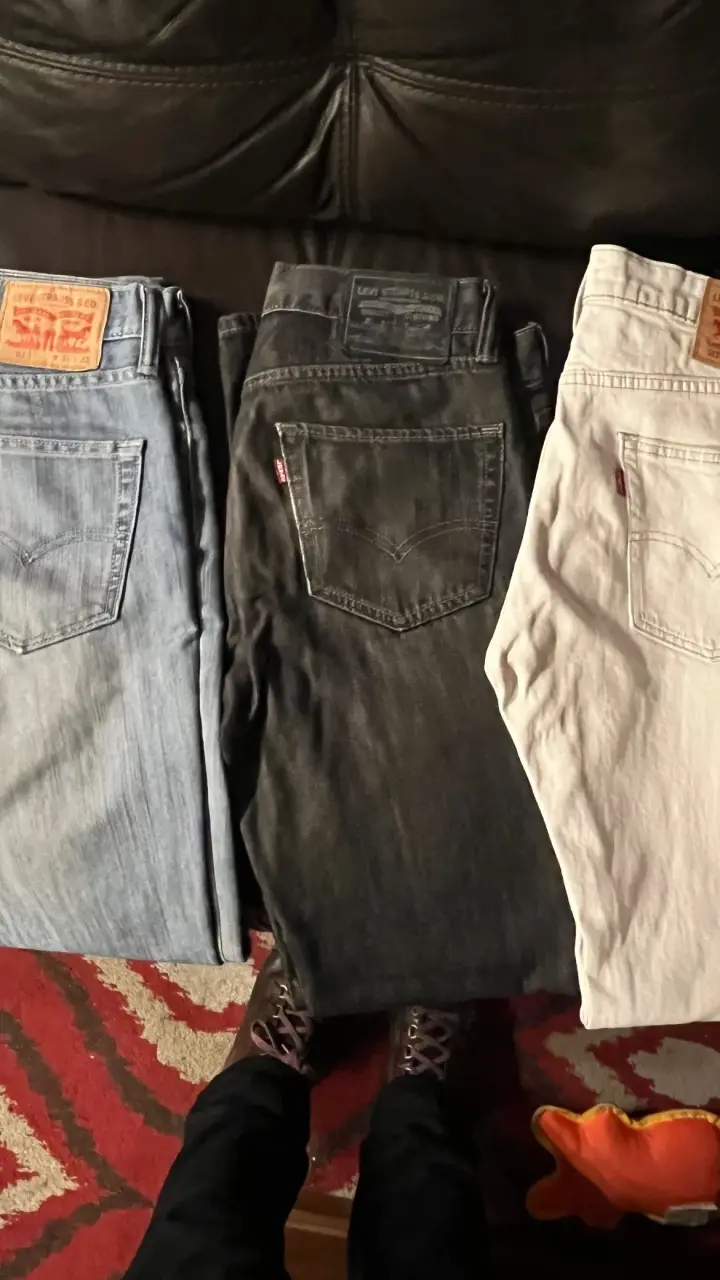 3 Jeans Levi's en varios colores para hombre - 1