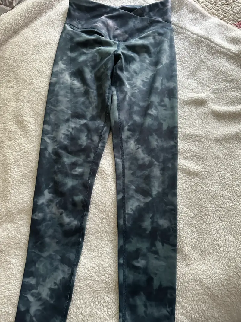 Leggings deportivos con diseño tie-dye azul - 2