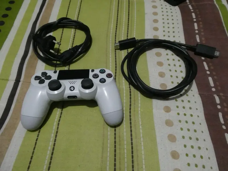 Ps4 slim 1tb - 2