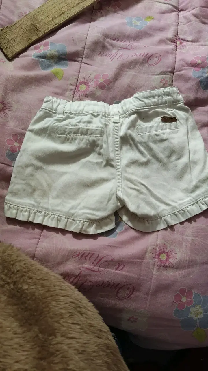 Shorts blancos para niña con volantes - 2
