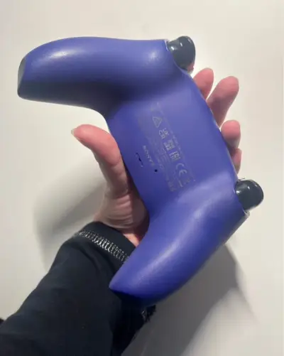 Control inalámbrico DualSense para PS5 color morado - miniatura 2