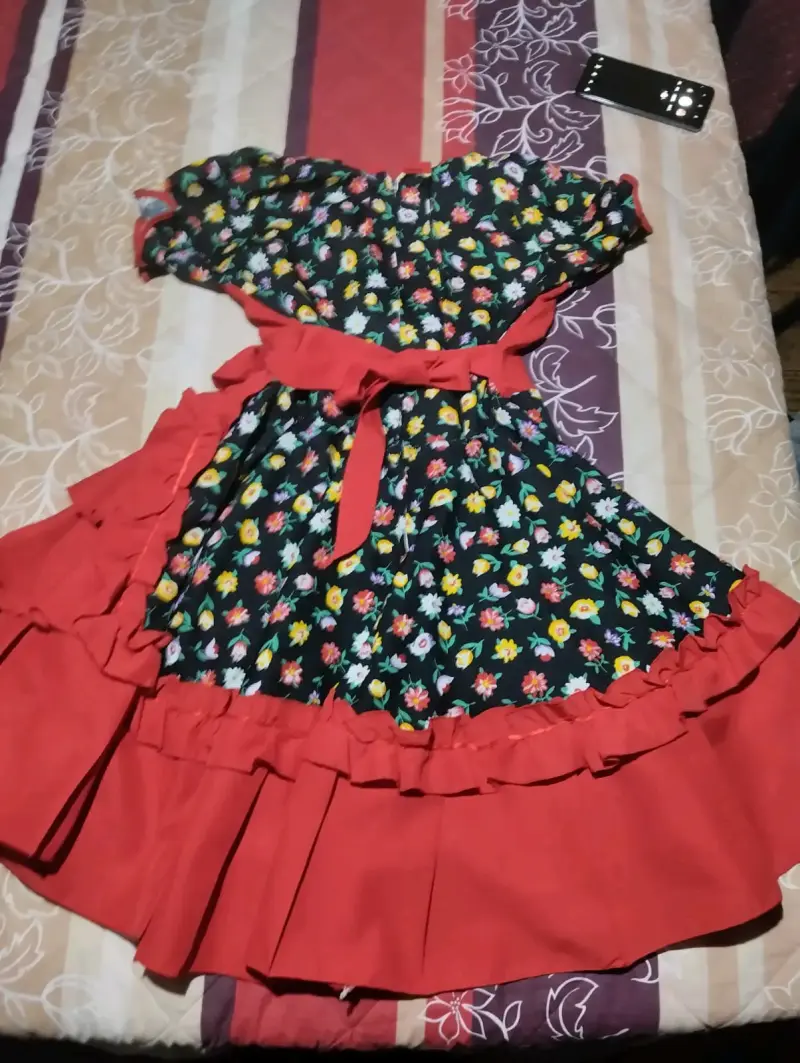 Vestido de huasa chilena talla 10 y 12 - 4