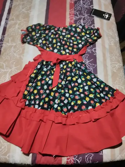 Vestido de huasa chilena talla 10 y 12 - miniatura 4