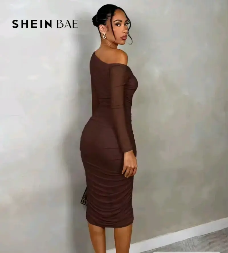 Vestido ajustado marrón de un hombro Shein - 3
