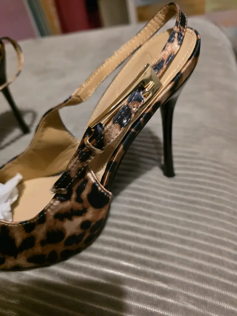 Tacones NUEVOS de Leopardo con Correa Ajustable - 4