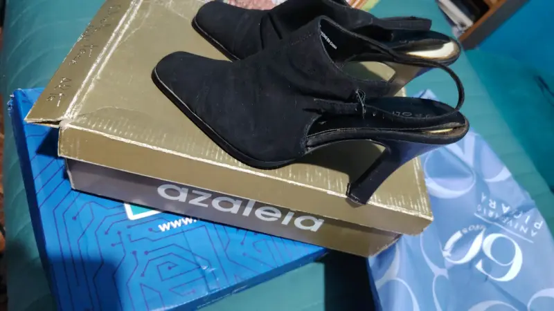 Zapatos de tacón negro Azaleia elegantes