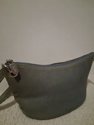Cartera de cuero Prüne verde salvia - miniatura 3