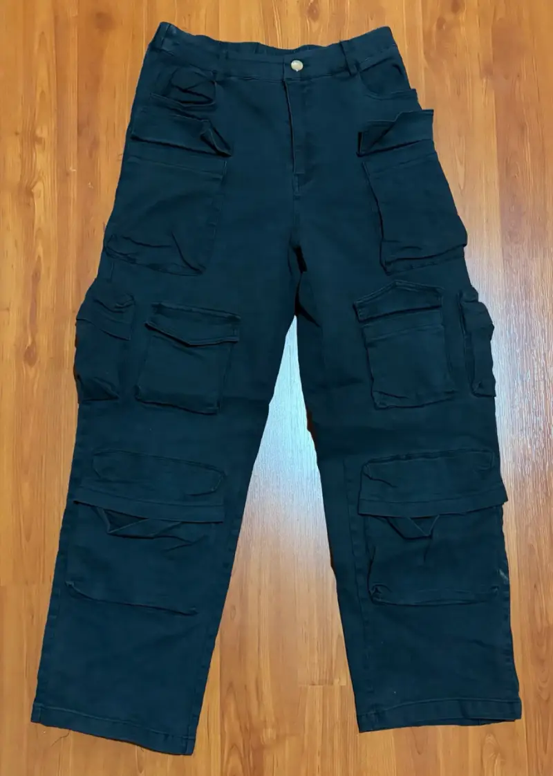 Pantalones cargo negros
