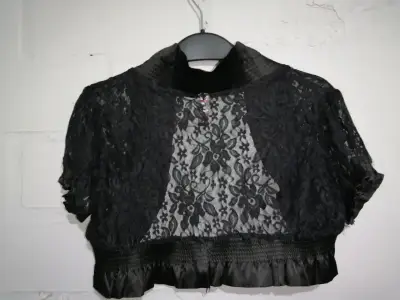 Bolero negro y kimono rojo(leer descripción) - miniatura 2