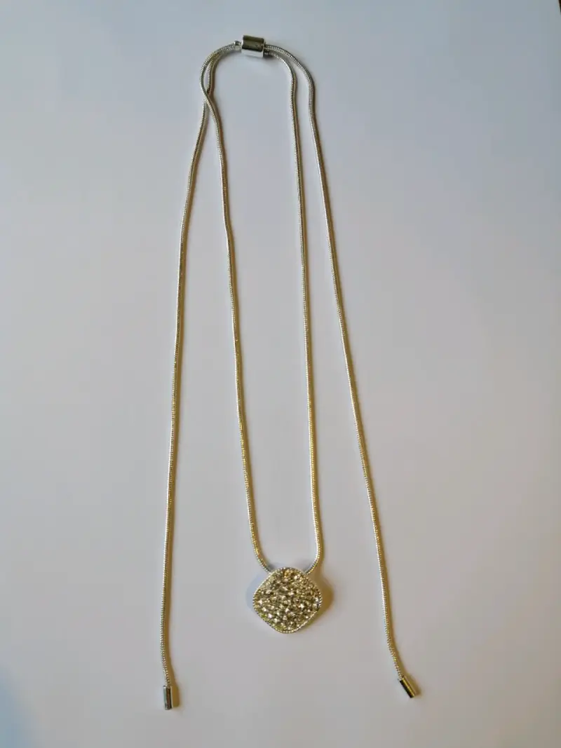 Collar de plata con dije brillante Avon - 2