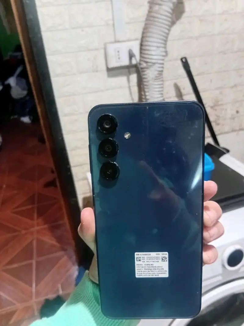 Smartphone Samsung Galaxy A16 en buen estado - 2