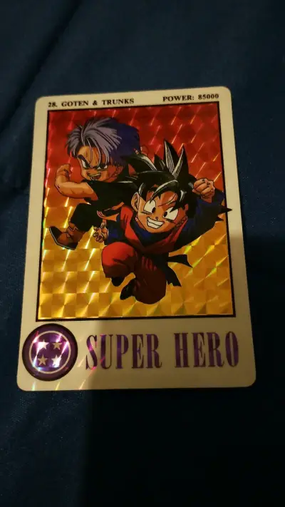 Tarjeta coleccionable Goten y Trunks Super Hero - miniatura 1