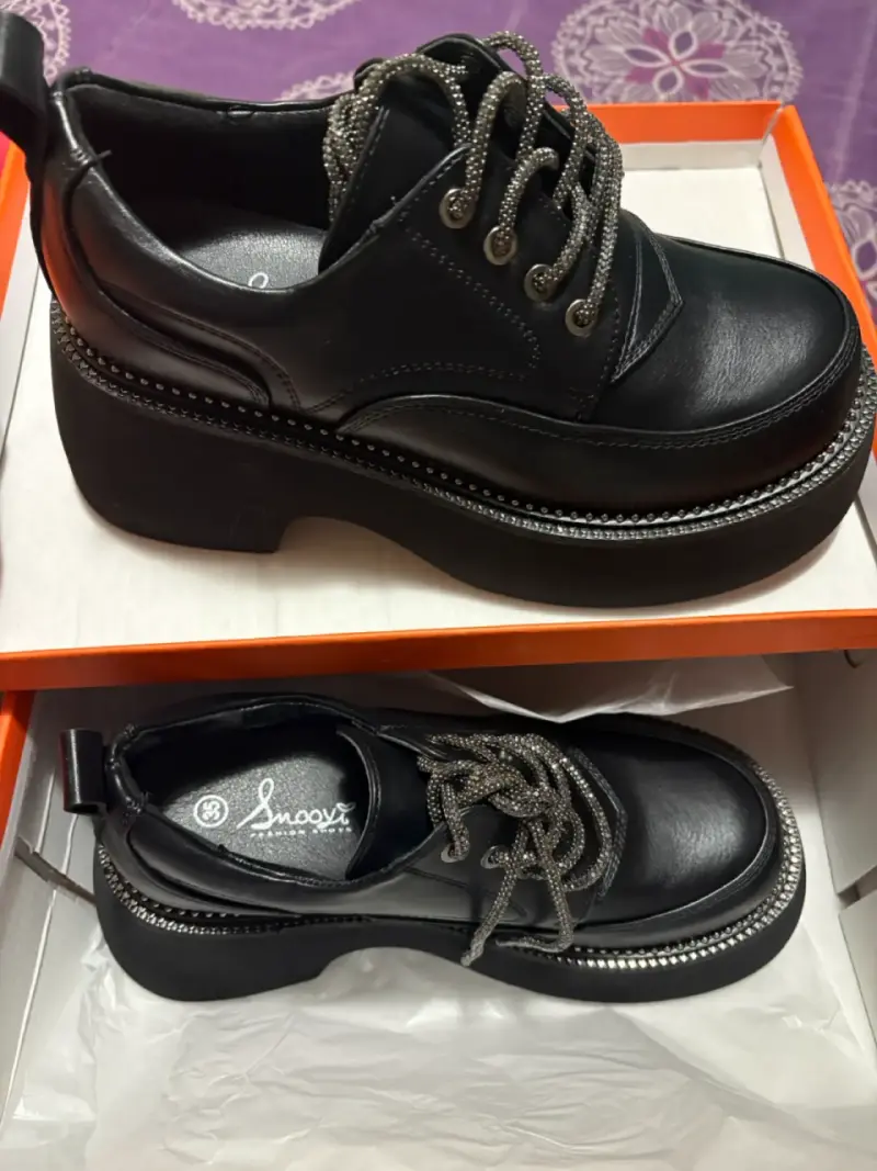 Zapatos de plataforma negros con cordones - 2