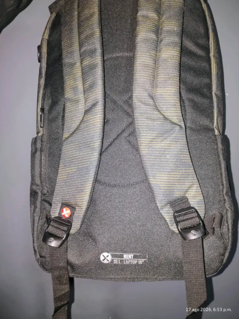 Mochila Xtrem Kent 35L para Laptop 16" - 3