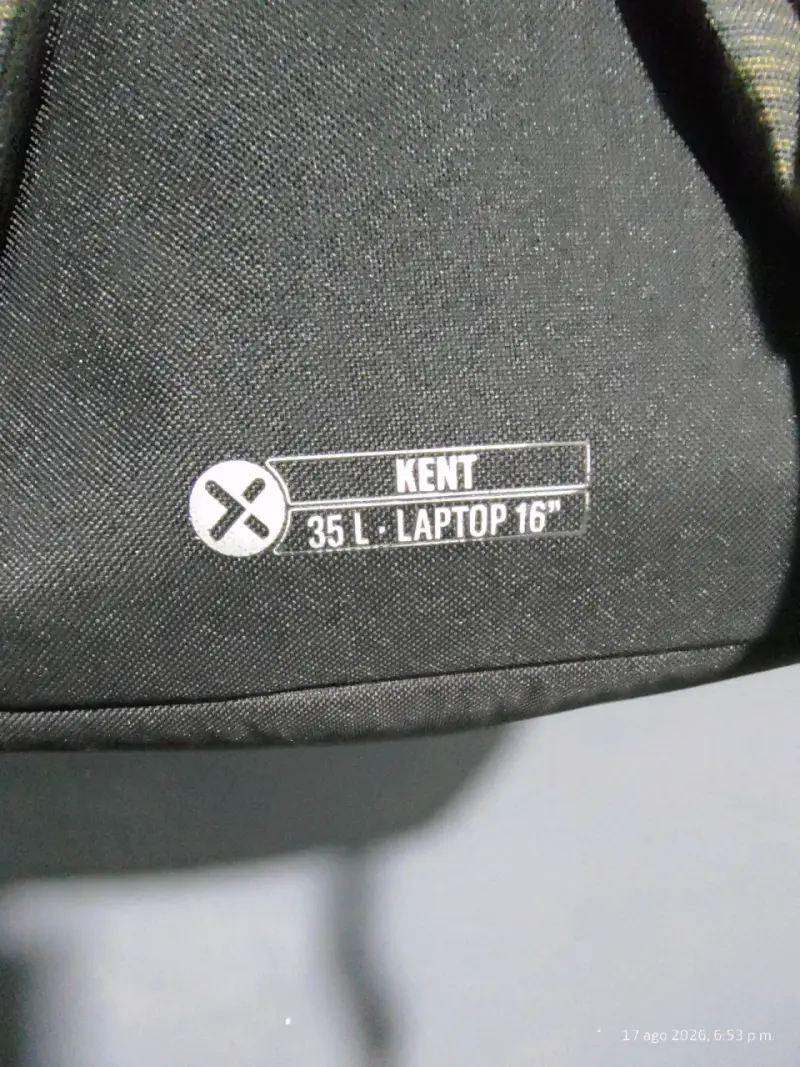 Mochila Xtrem Kent 35L para Laptop 16" - 4
