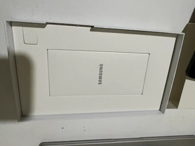 Samsung Galaxy Tab A9 nueva en caja - 5