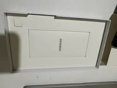 Samsung Galaxy Tab A9 nueva en caja - miniatura 5