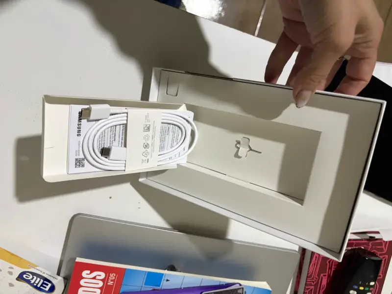 Samsung Galaxy Tab A9 nueva en caja - 6